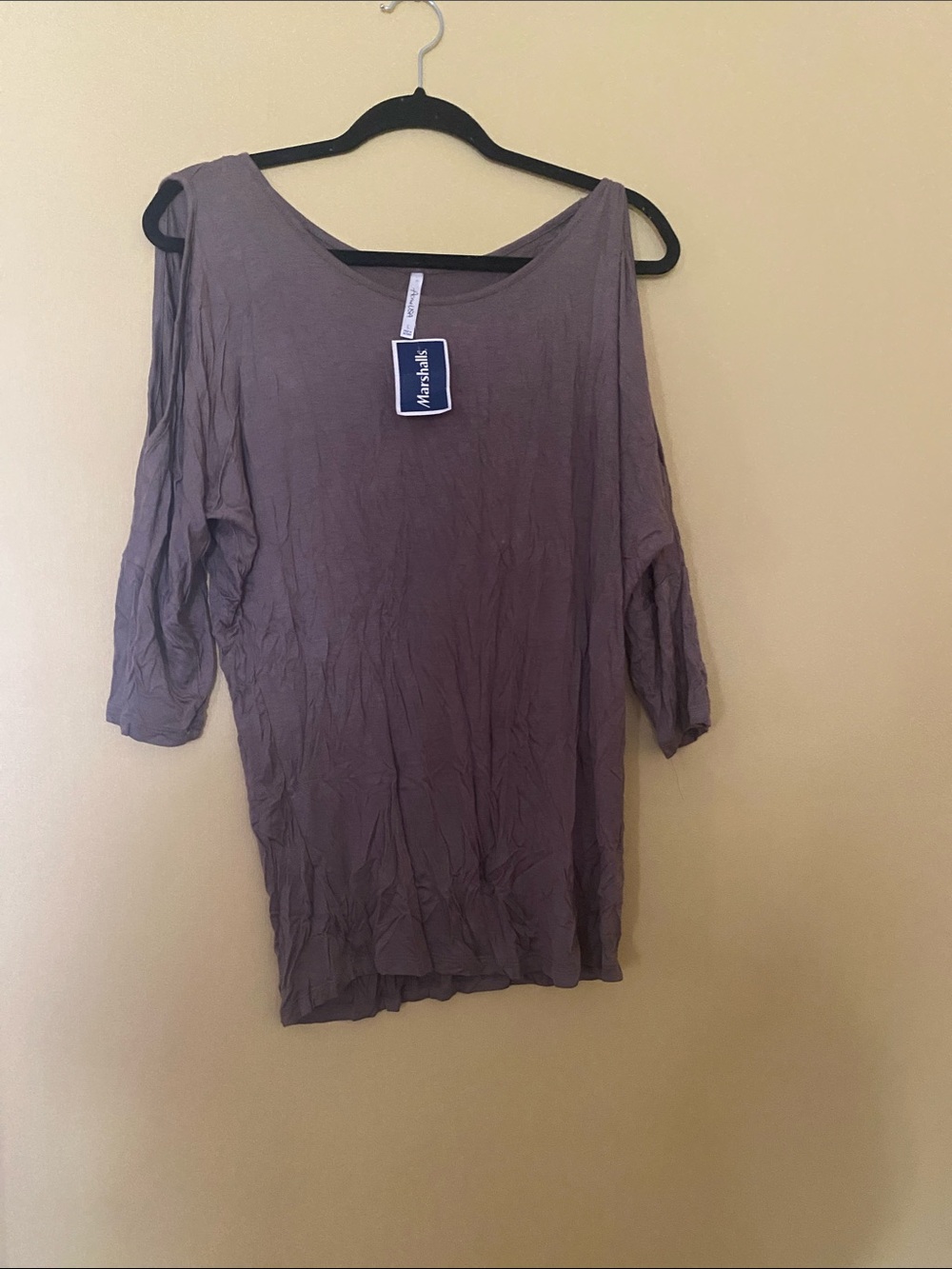 Active USA Womens Cold-Shoulder Top in Taupe